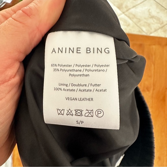 Anine Bing Colton track pant black faux leather - Picture 8 of 8